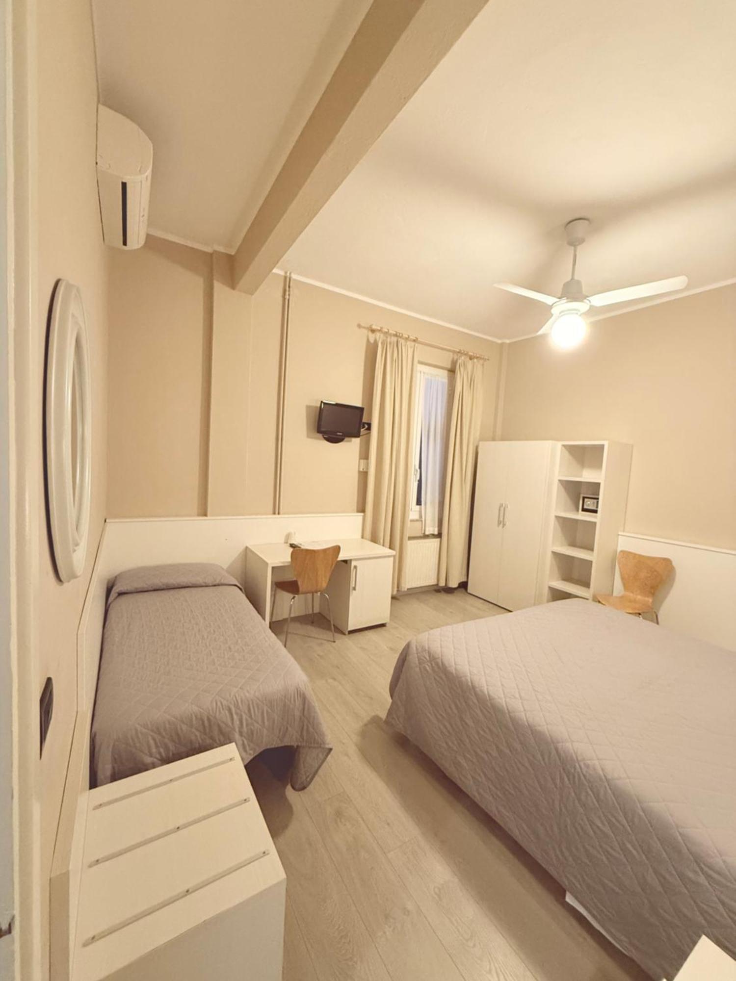 Hotel Fiorenza & Banksia Meuble Alassio Kültér fotó
